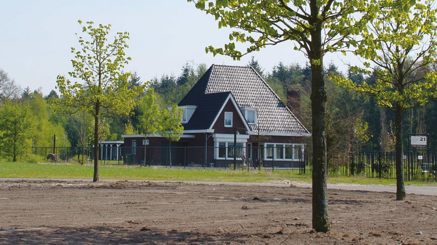 Aanleg van het groen en de bestratingen in het nieuwe Villaparc Arcen (Gemeente Venlo).